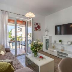 Apartment Schöne Wohnung Funtana Nr-1 by Interhome