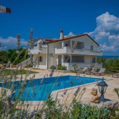 Holiday Home Freistehende Villa Iva Grubine mit Privatpool by Interhome