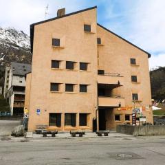 Apartment Ein-Zimmer-Wohnung 'Claudia' in San Bernardino im Zentrum by Interhome