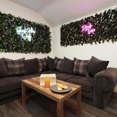 City Central Work-Friendly Studio 1BR