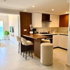 Lcume Blanche - apartment with feet in the water