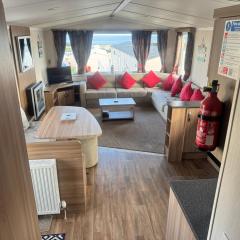 The Pilots Lodge sleeps 6