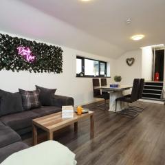 City Central Work-Friendly Studio 1BR