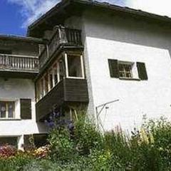 Apartment Wohnung 'Cad Maté 2' mit Bergblick by Interhome