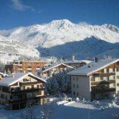 Apartment modern eingerichtete Ferienwohnung in Andermatt by Interhome
