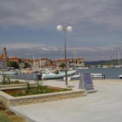 Apartment Apartment direkt am Meer mit Anlegeplatz by Interhome