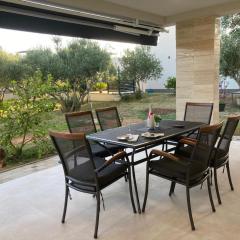 Apartment Charmante Hütte mit Grill und Garten by Interhome