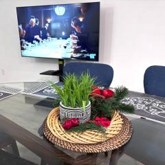 Ranch Home! Near UNCC, Medieval, Pavilion & Uptown