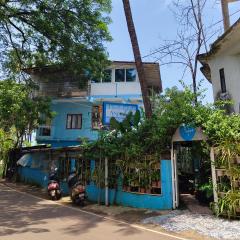 Anjoned Hostel & Cafe