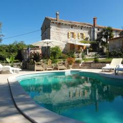 Holiday Home Villa 'Vickovi' mit Gemeinschaftspool by Interhome