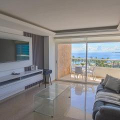 Luxurious & Modern Beachfront Condo at Pampatar