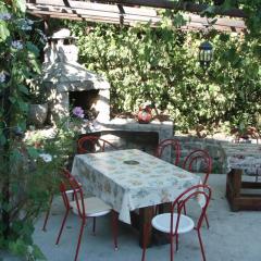 Holiday Home mit Terrasse by Interhome