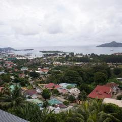 180 Degrees Self-Catering