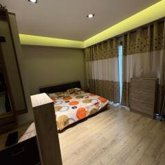 The Pearl In The City - Studio