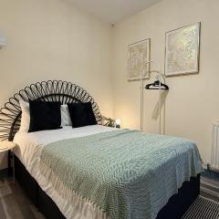 Stylish 1-Bed Apartment in Central Birmingham