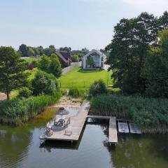 Willa nad Jeziorem Mikorzyńskim z Mariną