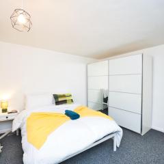 Stylish Stratford London E15 Stay Sleeps 5 Near Tube and City
