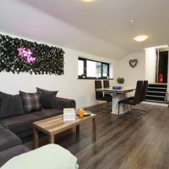 City Central Work-Friendly Studio 1BR