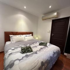 Cozy Condo with full kitchen Patong