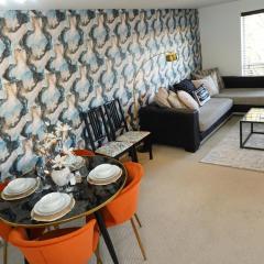 Elite Contractor Residence, Fast WiFi, Free Parking