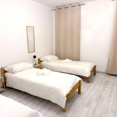 Kölner Street Loft ,Neu Renoviert für bis zu 5 Personen mit Küche und Bad