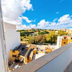 Modern Cozy Apartment with Terrace & Valley View in Central Msida