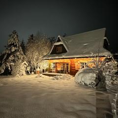 Sękata Chata - drewniany domek z jacuzzi