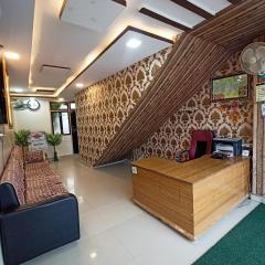 Brajrani Hotel