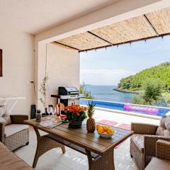 Waterfront House Arnet by Villas Guide