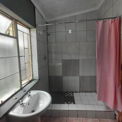 Mama R's Hostel Life Experience