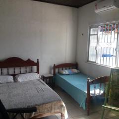 Praia de água da Amazônia