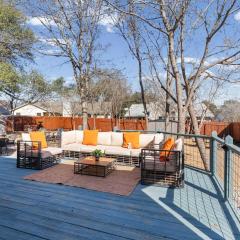 Family Retreat Games, Fire Pit & Kids Barn