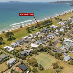 Golden Sands Retreat - Matarangi Holiday Home