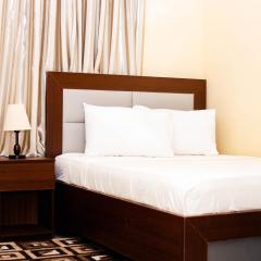 De GraceManuel Terrace