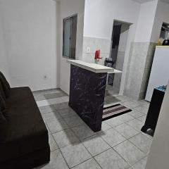 Casa com 1 Quarto e Garage - Alto da Cruz, Camaçari