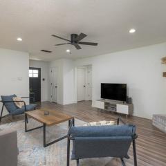 Stylish Pet Friendly Killeen 3BR with Fenced Backyard