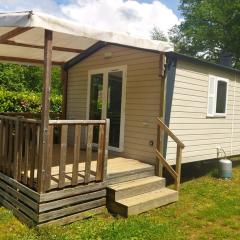 Mobil-home confortable avec terrasse à Saint-Gérons - API-1-52-1311