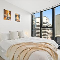 Modern Retreat on the CBD-Docklands Border
