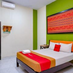 RedDoorz at Flory Hotel Jalan Parangtritis