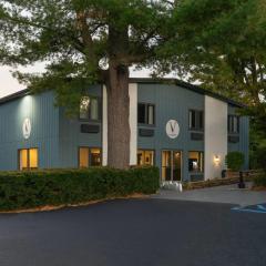 Hotel Vervana, Trademark Collection by Wyndham