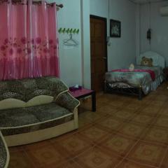 บ้านพักสายรุ้ง เพรชรบุรี