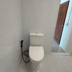 Three Monkeys Chaweng Beach