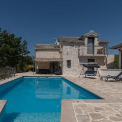 Villa Mir - Makarska by Villas Guide