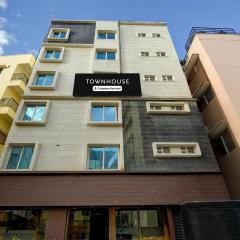 Super Townhouse Seetharam Palya Metro Station Bangalore Formerly Silver Key