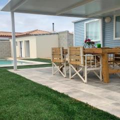 Acogedora casa familiar a pasos de la playa piscina y wifi