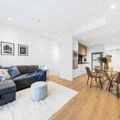 Mascot Cozy 3Br room near Train & Shopping