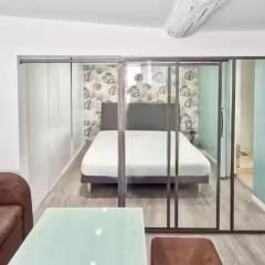 Sunny Old Town Studio