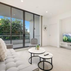 Stylish 2BR Steps to Rhodes Station