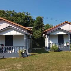 Mersing Chalet Teluk Sisek