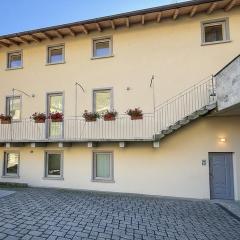 Tirano Living - Corte Righi - Ai Monti 42